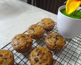 Gambar langkah 3 resipi Muffin pisang gebu.