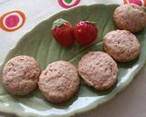 A picture of step 7 of Chunky Strawberry Cookies.