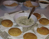 Foto del paso 6 de la receta: Mini arepas con queso rallado fritas y rellenas de morcilla!