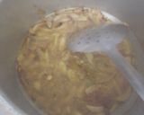 A picture of step 1 of Egg Gravy 🥚🍳🥚.