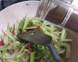 Foto langkah ke 2 dari resep Tumis labu.