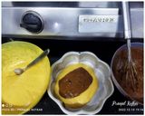 A picture of step 5 of Orange Marble Cake🍊🎂.