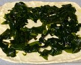 A picture of step 3 of Japanese Wakame Seaweed Pizza.