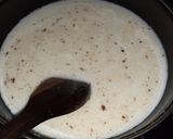 A picture of step 2 of Vermicelli fruit custard.