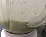 A picture of step 4 of Banana Spinach shots.