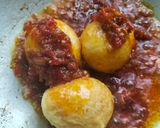 Gambar langkah 3 resipi Sambal Telur Rebus.