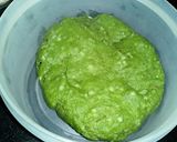A picture of step 2 of Leaf shaped mathri.