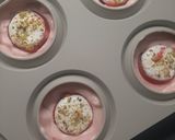 Une image de l'étape 51 de Entremets fraise-pistache.