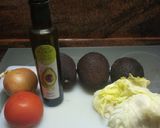Foto del paso 1 de la receta: Ensalada de aguacate y gambas