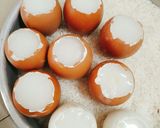 Hình bước làm 2 của món Rau câu trứng cho bé