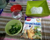 Foto langkah ke 1 dari resep Cireng nasi crispy (LLA).