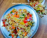 A picture of step 4 of Diet Bhel.