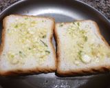 चीज़ गार्लिक ब्रेड (Cheese garlic bread recipe in Hindi) रेसिपी चरण 3 फोटो