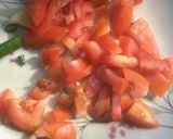 A picture of step 1 of Dry Mushroom Mater Masala.