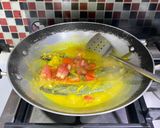 Foto langkah ke 2 dari resep Ikan Kembung Kuah Kuning.