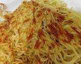 A picture of step 5 of Crispy Yakisoba Noodles with Thick Ankake Sauce.