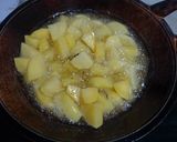 Foto langkah ke 2 dari resep Perkedel Kentang Simple.