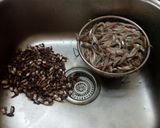 Foto langkah ke 1 dari resep Budu Homemade / Rusip (Fermented Anchovy sauce).