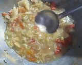 A picture of step 2 of Veg moncho soup.