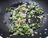 A picture of step 2 of Green Pepper Sauce.