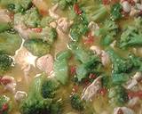 Cashew Chicken stirfry with goji berries recipe step 3 photo