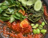Foto langkah ke 1 dari resep Sambal tomat terasi mentah.