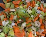 Une image de l'étape 1 de Pâtes au boeuf et gingembre.