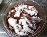 A picture of step 10 of Fluffy, Melt In Your Mouth Chocolate Gateau.