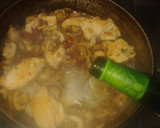 Foto del paso 6 de la receta: Pollo al verdeo con hongos y papas al horno
