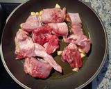 Foto del paso 1 de la receta: Conejo en salsa