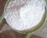 A picture of step 1 of Crispy namak pary.