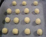 A picture of step 7 of Little Jam Cookies.