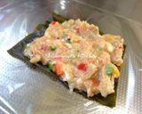 A picture of step 3 of Sweet and Spicy Tsukune Kombu Maki Rolls.