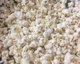 A picture of step 2 of Bread with popcorn custard parfait.