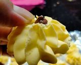 Foto langkah ke 3 dari resep Semprit santan.
