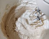 Foto langkah ke 8 dari resep Bolu moka lembut.