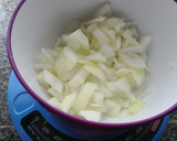 Foto del paso 2 de la receta: Patatas con calabacín y champiñones