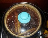 Foto langkah ke 3 dari resep Es Teh Herbal Badan Bugar Ginjal Sehat.