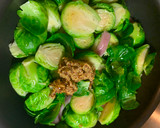 Foto del paso 2 de la receta: Repollitos de Bruselas con mostaza y miel