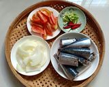 Hình bước làm 1 của món Cá nục kho cà