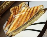 A picture of step 9 of Sardine sandwich.