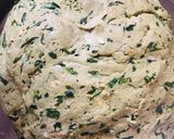 A picture of step 6 of Methi thepla or dhebra.