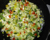 Foto del paso 3 de la receta: Empanadas de carne cortada a cuchillo