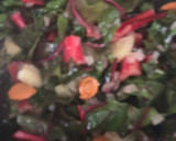 Foto del paso 5 de la receta: Potaje de Garbanzos con Acelgas Rojas
