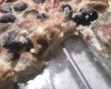 A picture of step 10 of Brussels sprout, chestnuts and chicken tart..
