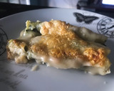 Foto del paso 8 de la receta: Canelones de espinacas, queso, jamón cocido, setas y piñones