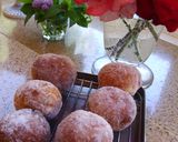 A picture of step 4 of Deep-Fried Donuts Pączki.