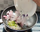 A picture of step 11 of Dry chilli paneer.