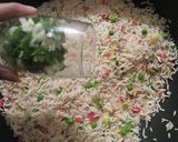 A picture of step 7 of Chinese rice.