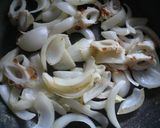 A picture of step 3 of Baked Chikuwa Fish Sticks and Onion with Mayonnaise.